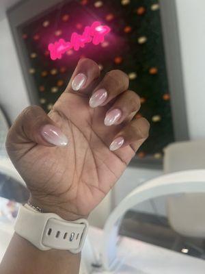 Absolutely loved my experience at uptown nail spa! Got the perfect ombre chrome nails! They are really good and michelle was just amazing!