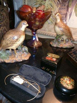 Upsale Vintage Decor and Antiques are just a few of our Selections.