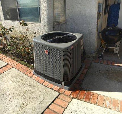 Trusted Rheem unit installation in Burbank.