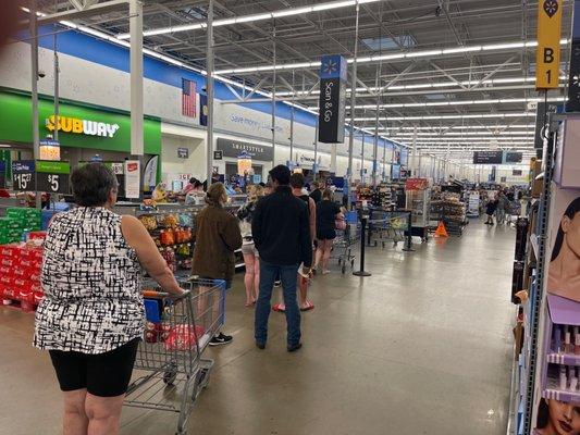 Long lines at Walmart!!!