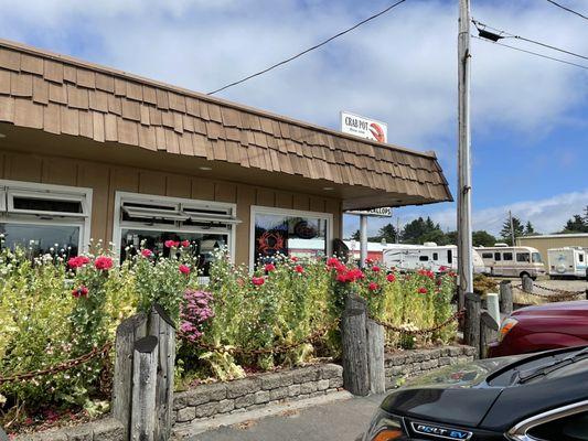 Exterior of the Crab shop