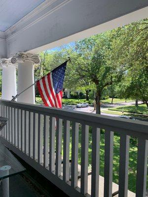 Front Porch Sittin'!