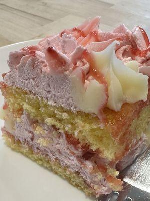 Strawberry lemon layer cake type thing. Comparing it to bug spray is a bit harsh, but it's pretty darn close.