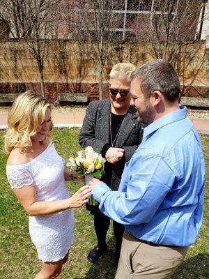 Perfect simple ceremony in a courtyard beside the Indiana State Museum.