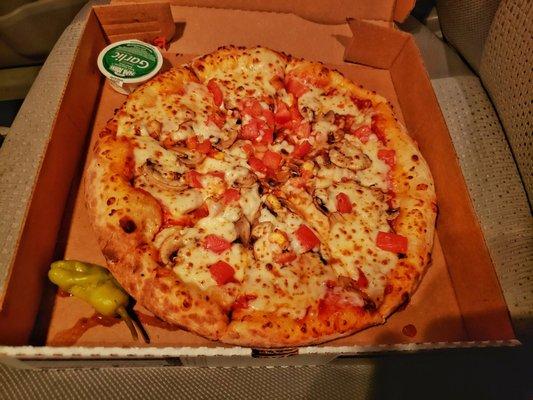 Medium Original Crust with mushrooms and tomato