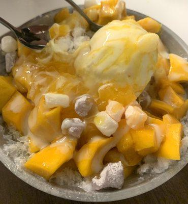 Mango bingsu - so refreshing and delicious