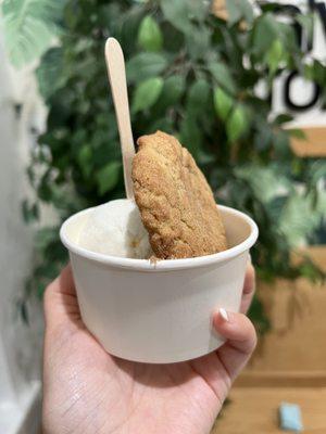 Horchata ice cream with cinnamon swirl cookie