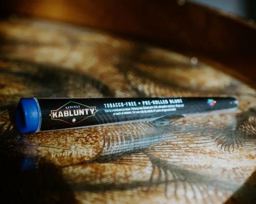 The Kablunty. A tobacco-free, hemp-wrap that smokes just like your favorite blunt wrap.