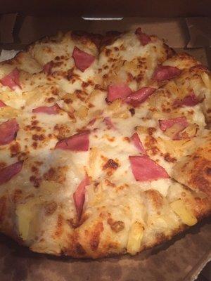 Medium Pan Pizza: Pineapple, ham w/ Garlic sauce & only 7.99