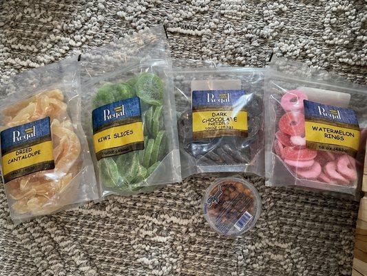 Dried Cantaloupe, Dried Kiwi Slices, Chocolate Pretzels, Watermelon Gummy Rings, Hot Peanut Cup