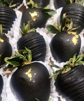 Elegant black/gold chocolate covered strawberries