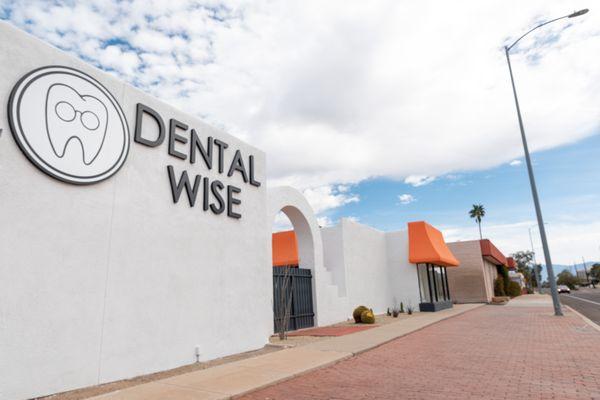 Exterior of Dental Wise