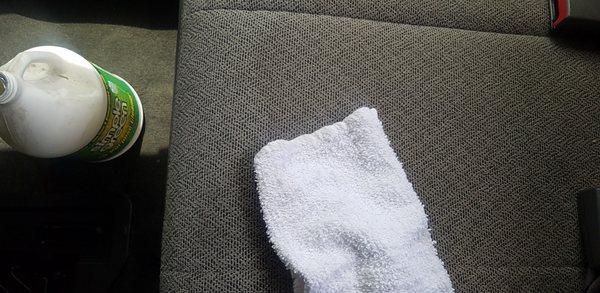 Clean towel to demonstrate the dirtiness of one small area on 1 seat see next photo