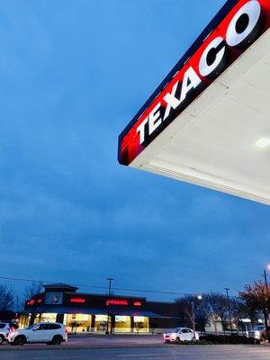 "corner of Texaco"