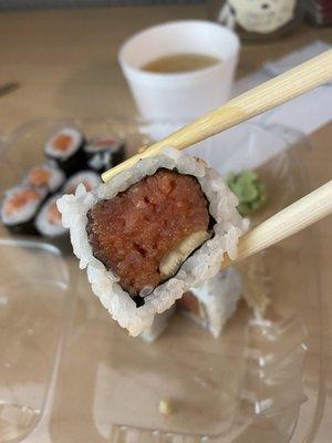 Spicy tuna roll