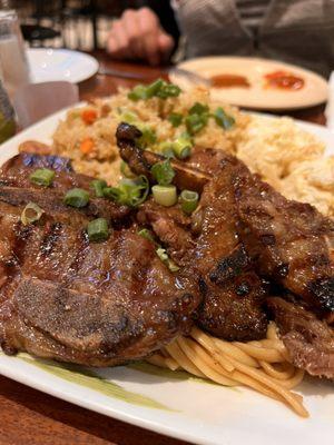 Short ribs with fried rice and an extra scoop of mac