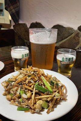 Peanuts with dried fish (丁香花生) $13, Taiwan Beer. Proper Taiwanese combo.