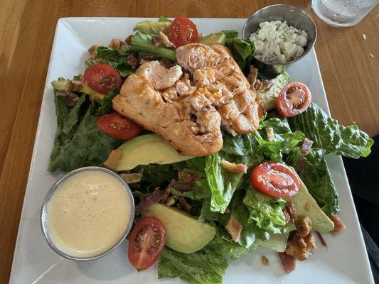 Grilled Salmon Salad