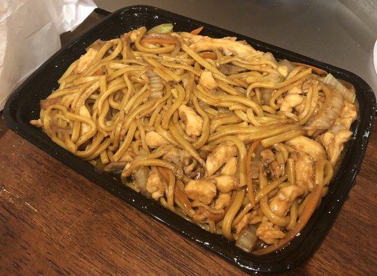 Chicken lo mein