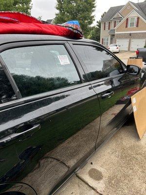 Rear-Right Door Glass Replace - 2020 Chrysler 300