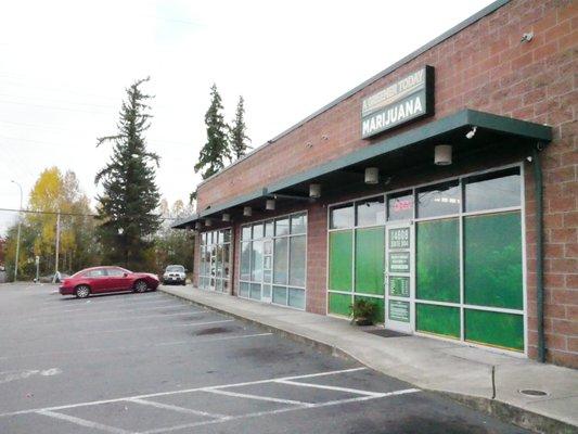 A Greener Today Marijuana - Lynnwood