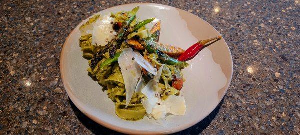 Spinach Fettuccine & Veggies