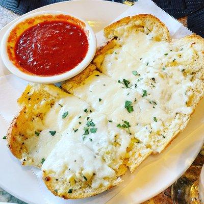 Garlic Bread with Mozzarella! so good!