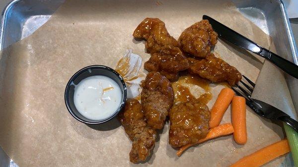 Mango habanero wings small order still cost 20$