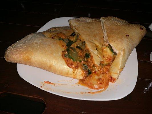 Veggie Calzone spicy but, good.