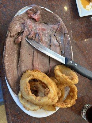 Sliced steak on toast points with their amazing rings !