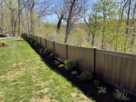 Wood Grain Vinyl Fence in Bronxville NY