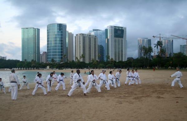 Beach training at Ala moana beach park ( Nov 2014)