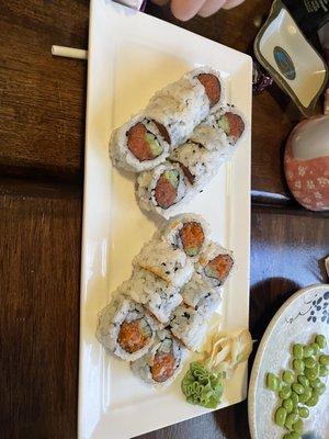 Spicy tuna and Spicy Salmon Roll