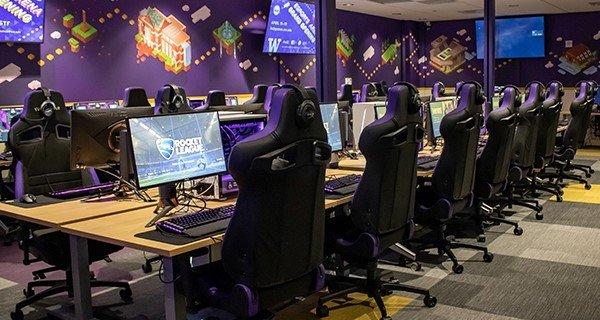 Esports Arena & PC Gaming Lounge