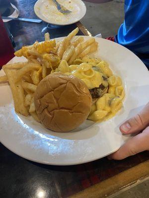 Mac n Cheese Burger