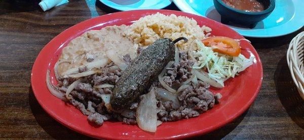 Steak and onions and pepper