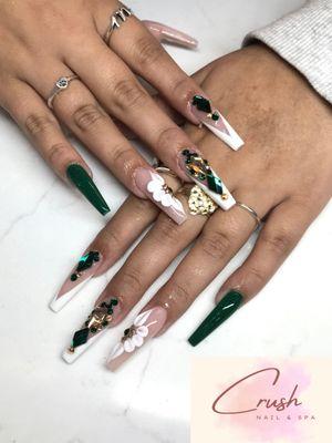 Fall nails series:
Green coffin acrylic freestyle