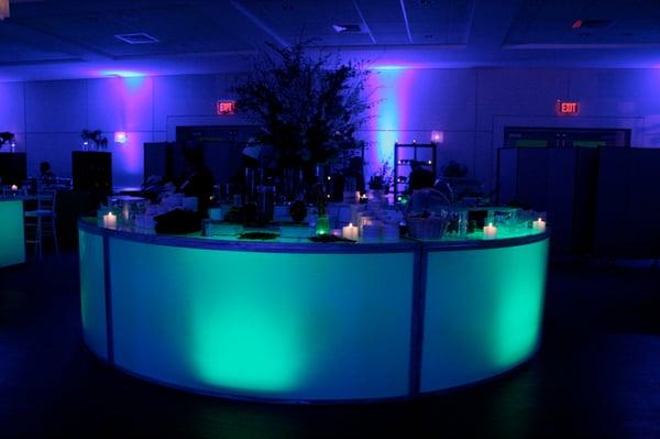 Round Illuminated Bar