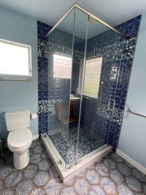 bathroom remodeling La Jolla. 858-943-1301