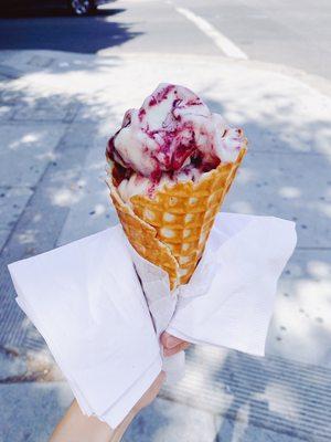 Eureka Lemon & Marionberries Ice Cream