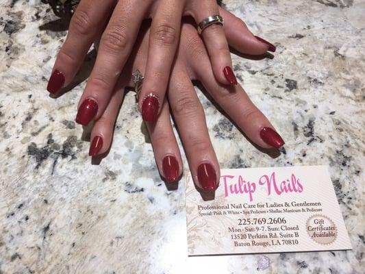 Tony & Tiffany are EXCEPTIONAL nail tech's!!! Coffin shape with OPI's " THATS AN EL of a color" and diamond lays! GREAT SERVICE!