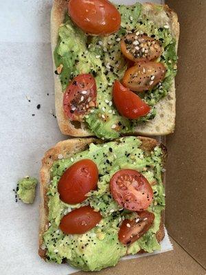 AVOCADO Toast whole with tomato and everything seasoning - A h m A z I n G!!!