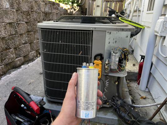 Capacitor replacement/AC repair/HVAC maintenance/AC troubleshooting in Walnut Creek