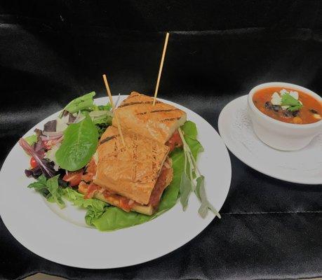 Weekly soup and sandwich special