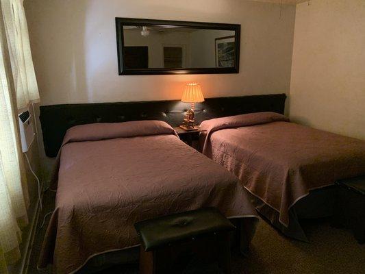 Double bed rooms available