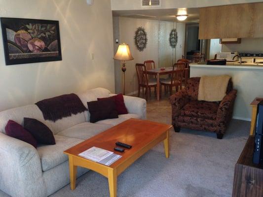 Furnished 1 bedroom/short term corporate apartment