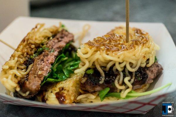 ramen burger