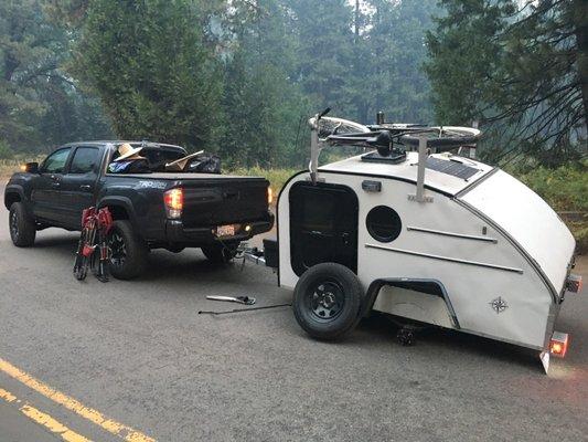 Trailer with the wheel that DG tires installed after 180 miles.