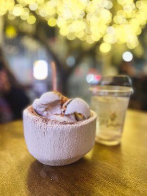 Coconut ice cream + coconut juice