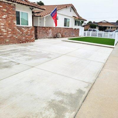 Concrete   and turff  installation  as well as vinyl  fencing.